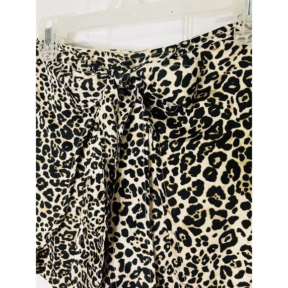Mi Ami Women's Leopard Relaxed Fit Shorts Tie Front Belted Zip Back Size Small - Picture 3 of 9